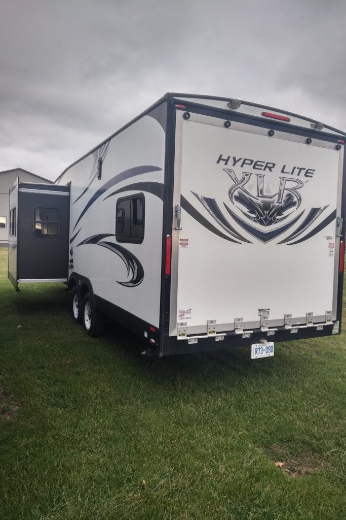 Hyperlite Toy Hauler  101456 RV Motorhome and Trailer Rentals